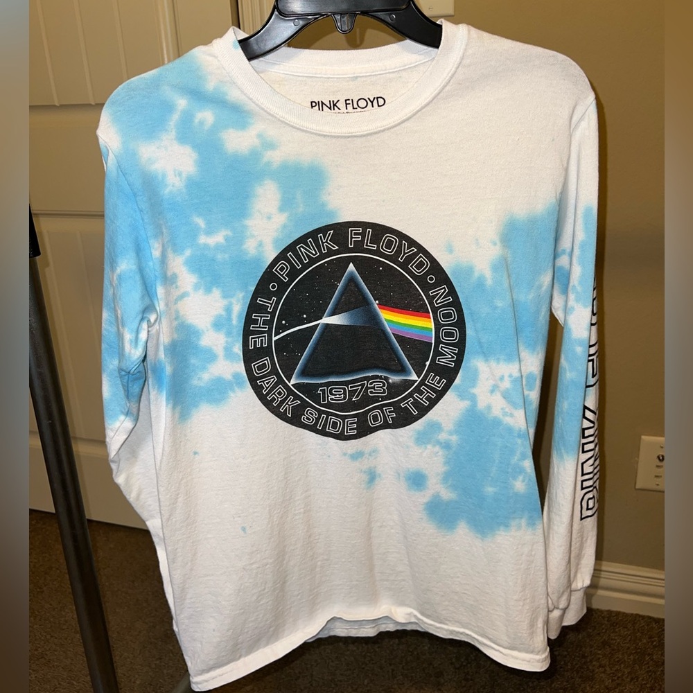 Pink Floyd long sleeved shirt